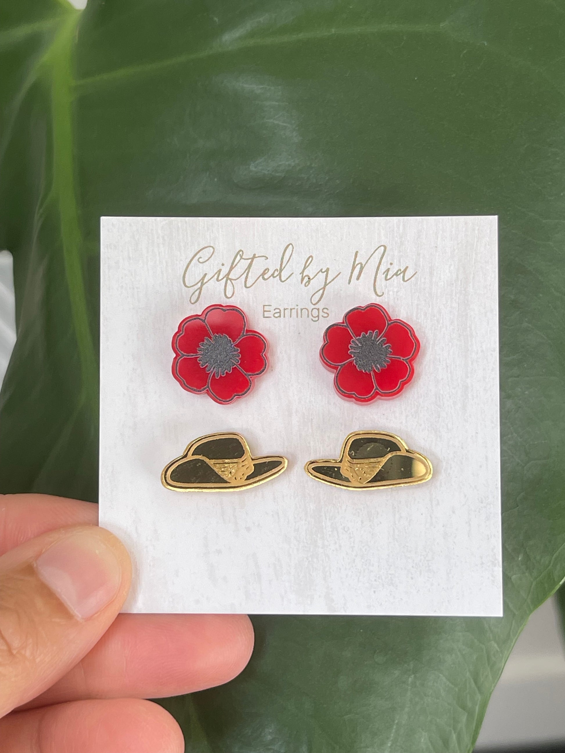 ANZAC Soldier Hat Stud Earrings | Acrylic Poppy Flower Stud Earrings