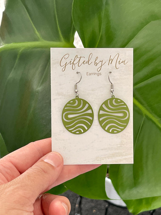 Green minimalist dangle earrings